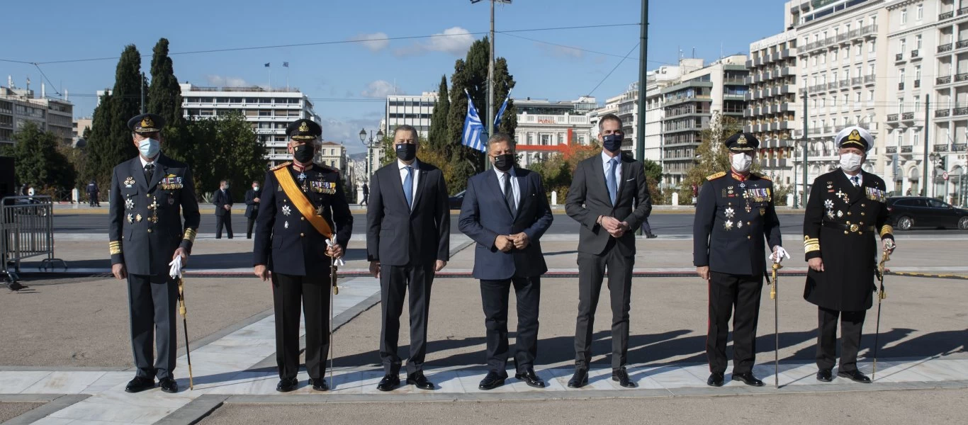 Παρουσία ΥΕΘΑ και ΓΕΕΘΑ η εκδήλωση για την ημέρα των Ενόπλων Δυνάμεων (φωτό)